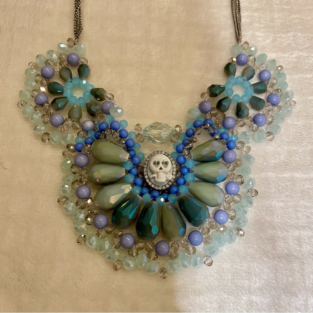 Betsey Johnson Beaded and Skeleton Detailed Statement Necklace ✨